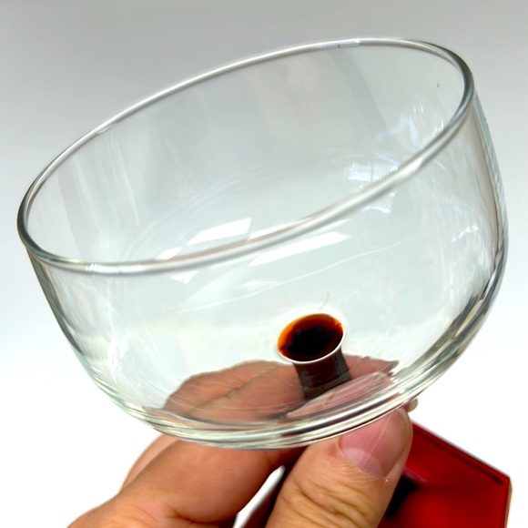 Mid Century Modern pair of “Luminarc France” red stem wine glasses - Picture 6 of 7